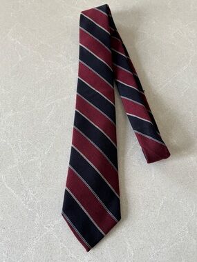 Classic Men's Burgundy and Navy Striped Tie